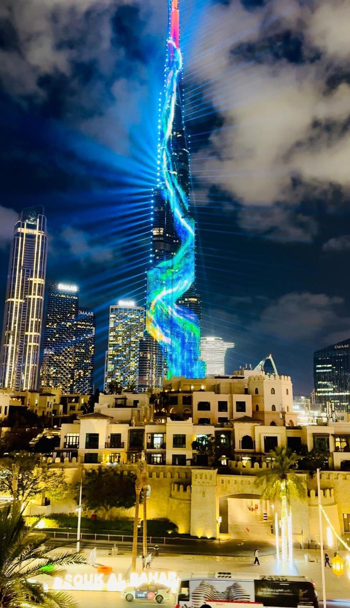 Downtown Burj Khalifa View Luxury 2 Bed Dubai