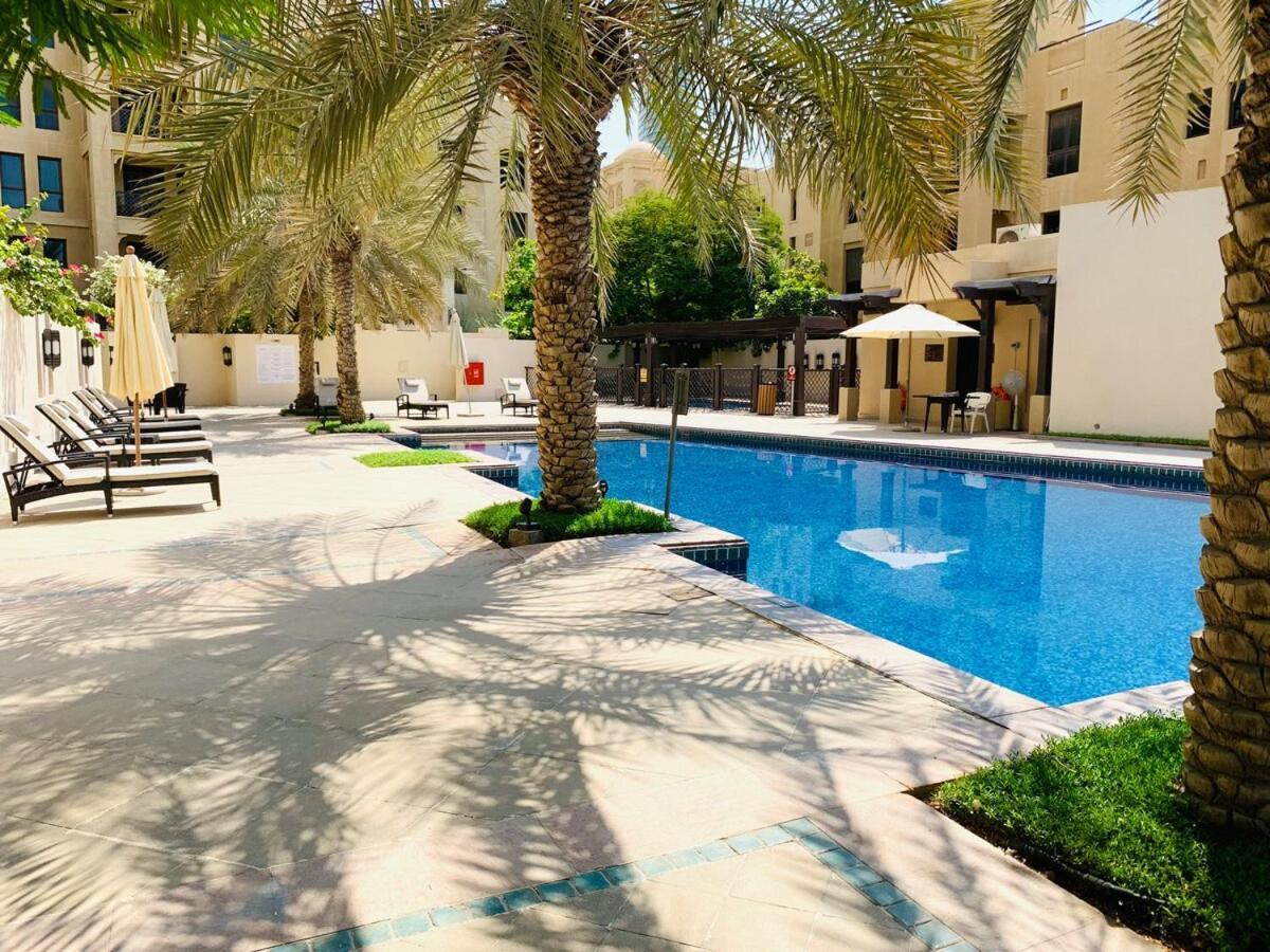 Downtown Burj Khalifa View Luxury 2 Bed *