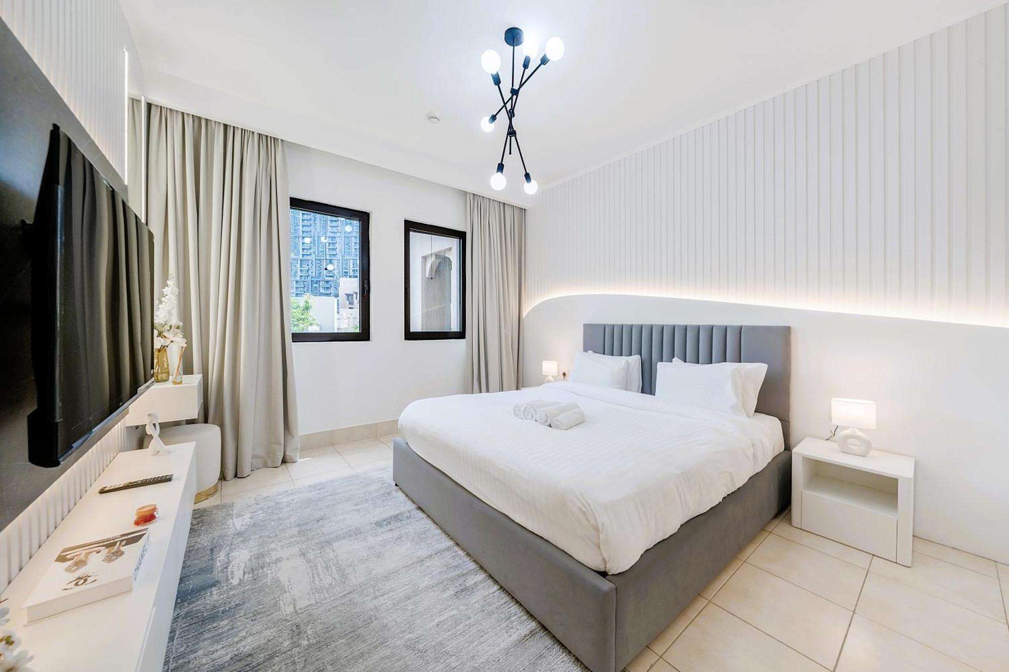 Downtown Burj Khalifa View Luxury 2 Bed Dubai